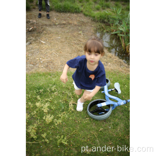 bicicleta de equilíbrio de bebê com estrutura de aço